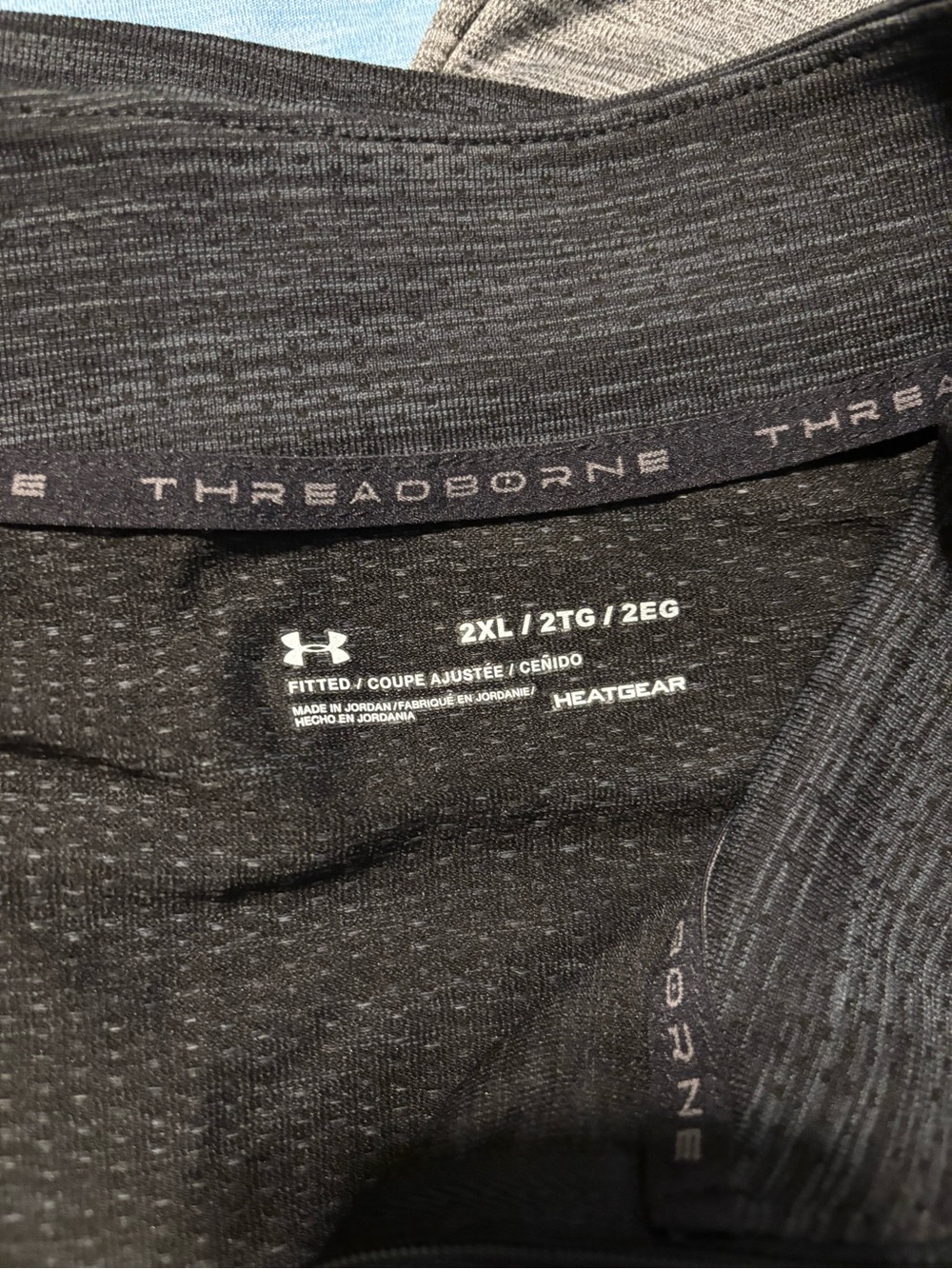 Under Armour Women’s Trio Bundle. 2 short sleeve Tee’s and 1-long sleeve - Picture 6 of 7